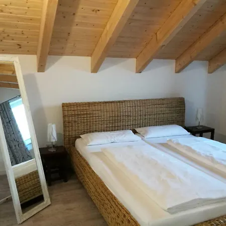 In Marburg/wehrda شقة *